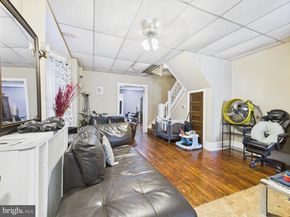 1812 W Erie Avenue, Philadelphia PA 19140