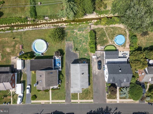 2541 Brookdale Avenue, Abington PA 19001