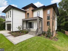 310 Johnson Street SW, Vienna VA 22180