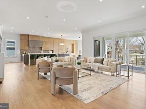 310 Johnson Street SW, Vienna VA 22180