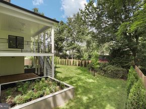 310 Johnson Street SW, Vienna VA 22180