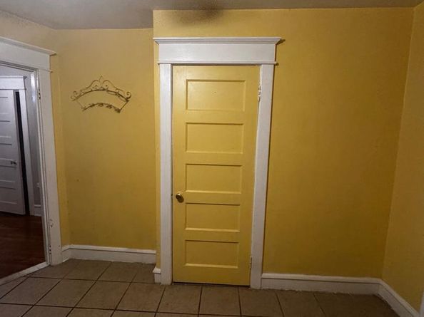 62 Richfield Road, Upper Darby PA 19082