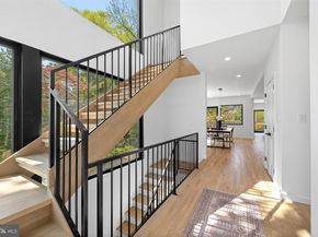 139 W Mount Pleasant Avenue, Philadelphia PA 19119