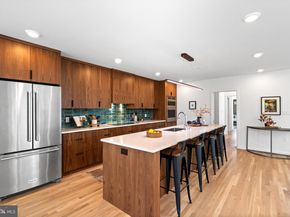 139 W Mount Pleasant Avenue, Philadelphia PA 19119