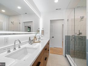 139 W Mount Pleasant Avenue, Philadelphia PA 19119