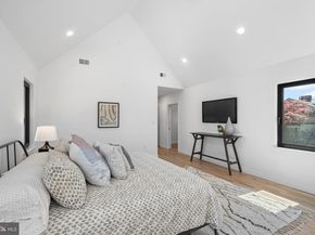 139 W Mount Pleasant Avenue, Philadelphia PA 19119