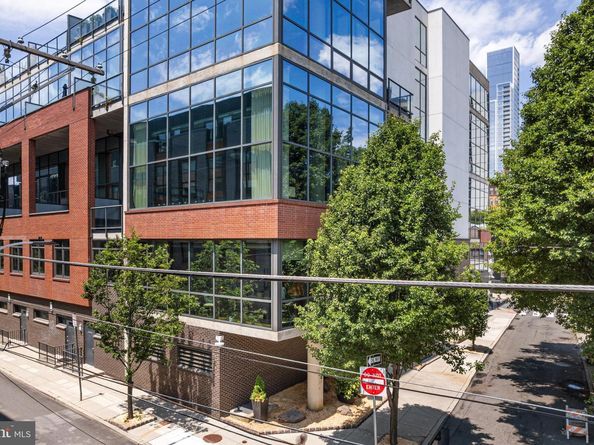 1352 South Street 217B, Philadelphia PA 19147