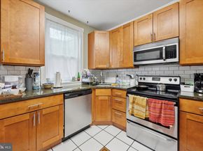 238 S 45TH Street, Philadelphia PA 19104