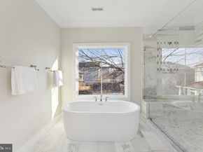 2150 N Stafford Street, Arlington VA 22207