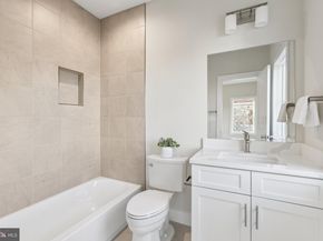 2150 N Stafford Street, Arlington VA 22207