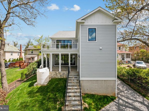 2150 N Stafford Street, Arlington VA 22207