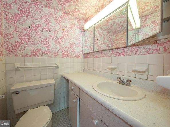 1919 Chestnut Street 2819, Philadelphia PA 19103