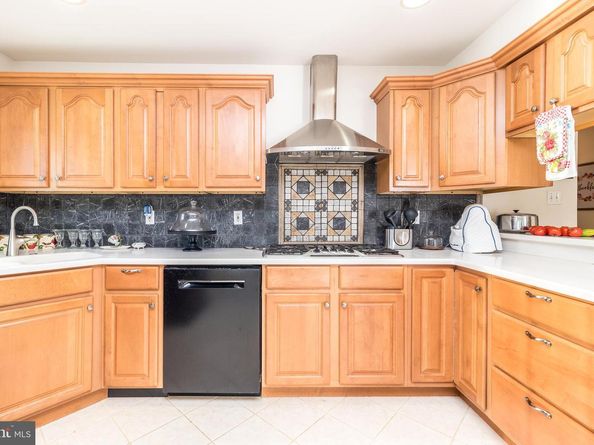 140 Linden Avenue, Glenside PA 19038