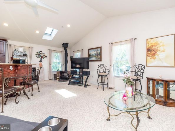 140 Linden Avenue, Glenside PA 19038