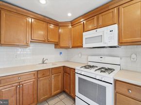 204 W Washington Avenue, Clifton Heights PA 19018