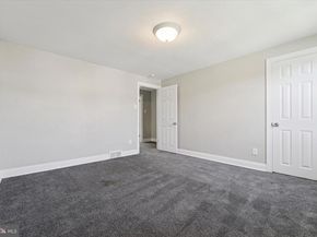 204 W Washington Avenue, Clifton Heights PA 19018
