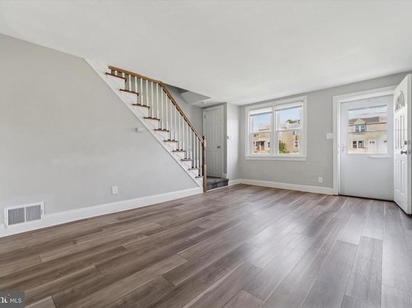 204 W Washington Avenue, Clifton Heights PA 19018