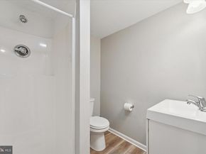 204 W Washington Avenue, Clifton Heights PA 19018
