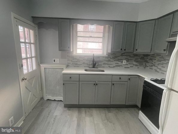 318 Margate Road, Upper Darby PA 19082