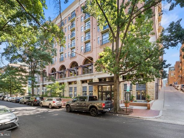 1111 25TH Street NW 705, Washington DC 20037