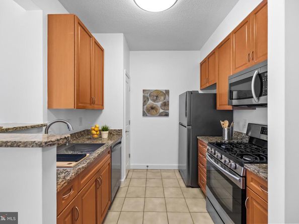1111 25TH Street NW 705, Washington DC 20037