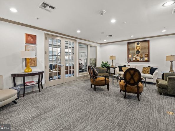 1111 25TH Street NW 705, Washington DC 20037