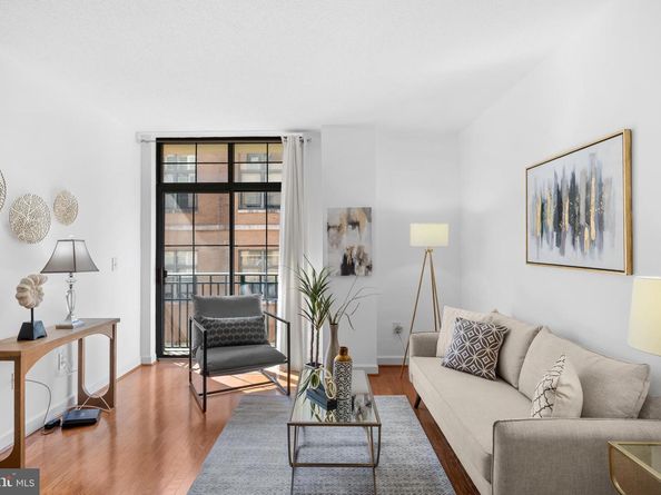 1111 25TH Street NW 705, Washington DC 20037