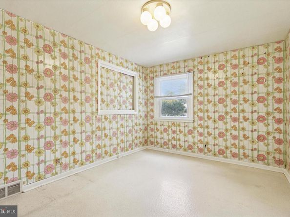 1242 June Road, Huntingdon Valley PA 19006