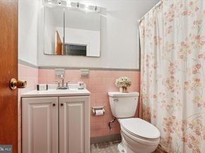 1242 June Road, Huntingdon Valley PA 19006