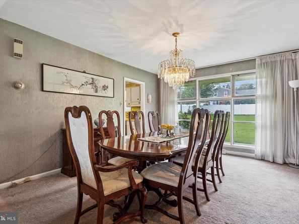1242 June Road, Huntingdon Valley PA 19006