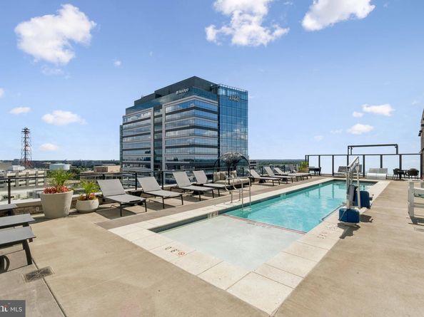 1650 Silver Hill Drive 1403, Mclean VA 22102