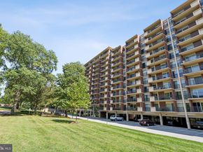 1300 Army Navy Drive 514, Arlington VA 22202