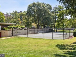 1300 Army Navy Drive 514, Arlington VA 22202