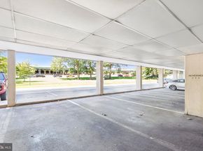 1300 Army Navy Drive 514, Arlington VA 22202