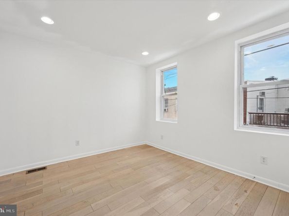 509 Tree Street, Philadelphia PA 19148