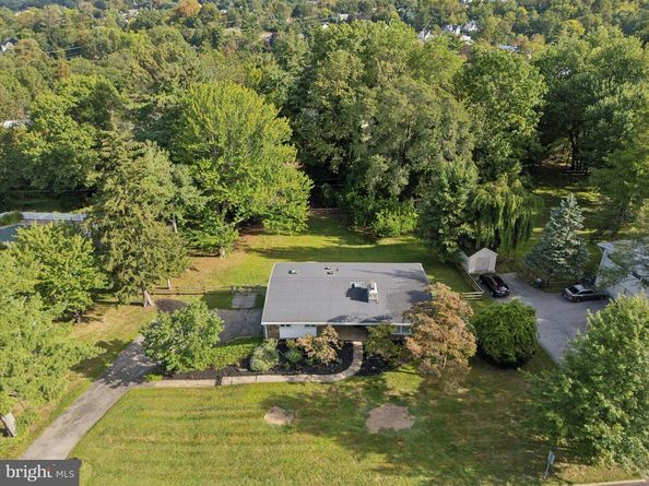 2315 Barren Hill Road, Lafayette Hill PA 19444