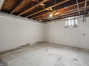 837 W Crescent Drive, Glenolden PA 19036