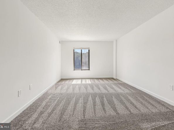 4500 S Four Mile Run Drive 220, Arlington VA 22204