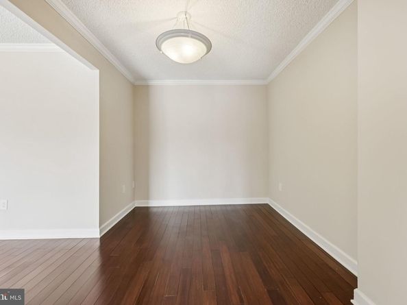 4500 S Four Mile Run Drive 220, Arlington VA 22204