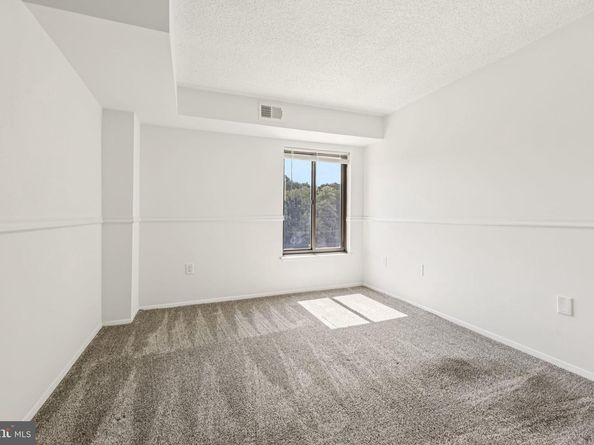 4500 S Four Mile Run Drive 220, Arlington VA 22204