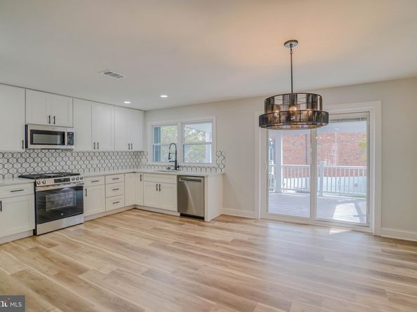 10935 Carey Plaza, Philadelphia PA 19154