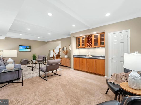 9415 Turnberry, Potomac MD 20854