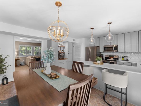 11190 Forest Edge Drive, Reston VA 20190