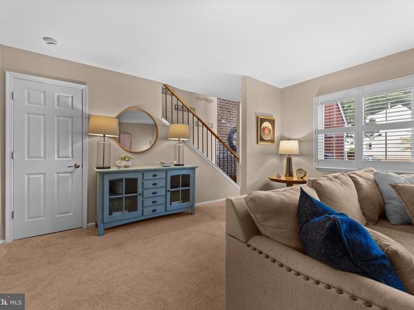 11190 Forest Edge Drive, Reston VA 20190