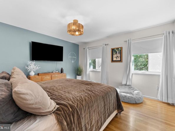 11190 Forest Edge Drive, Reston VA 20190
