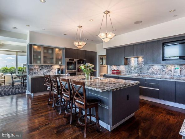 50 S 16TH Street 4604, Philadelphia PA 19102