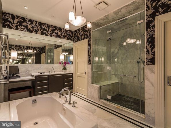 50 S 16TH Street 4604, Philadelphia PA 19102