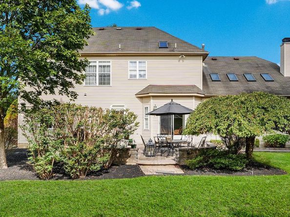 302 Alexander Court, Chalfont PA 18914