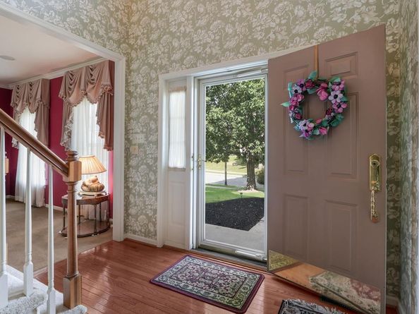 302 Alexander Court, Chalfont PA 18914