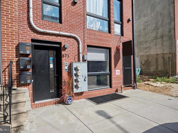 871 N 20TH Street 1, Philadelphia PA 19130